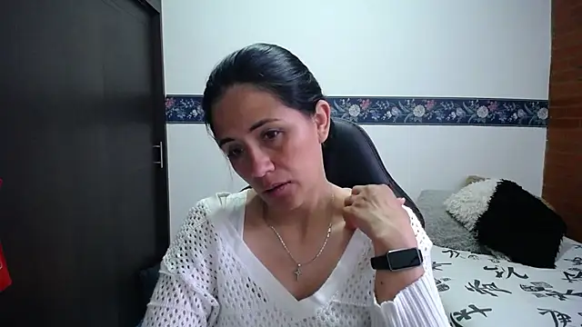 sharoon cheerry online show from November 6, 2025, 12:31 pm