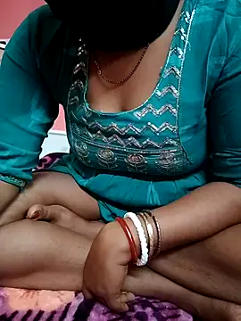 Snapshot of Bengali-boudi chatting on February 16, 2025, 5:59 pm Bengali-boudi online show from February 16, 2025, 5:59 pm