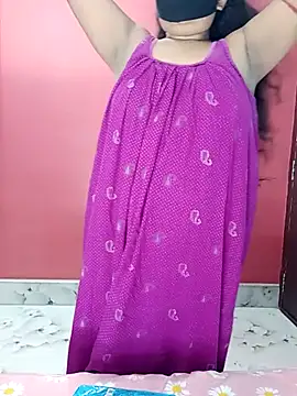Snapshot of Bengali-boudi chatting on July 8, 2026, 6:08 pm Bengali-boudi online show from July 8, 2026, 6:08 pm