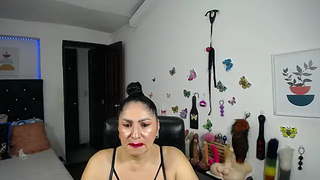 mature bigboobs10 online show from November 1, 2025, 4:08 am