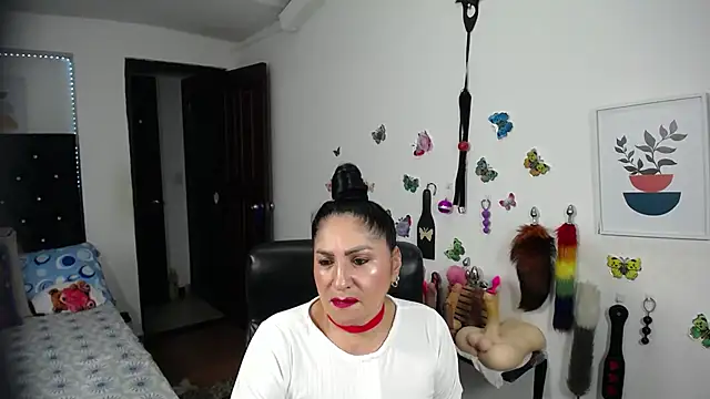 mature bigboobs10 online show from November 28, 2025, 4:01 am