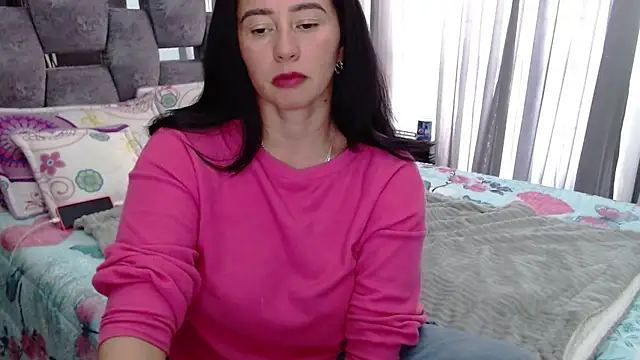 sara hott 1 online show from November 7, 2025, 8:46 pm