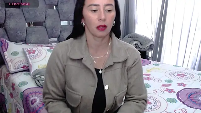 sara hott 1 online show from October 30, 2025, 7:22 pm