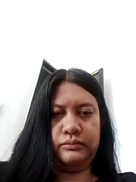 Honeybun25 online show from November 26, 2025, 2:00 am