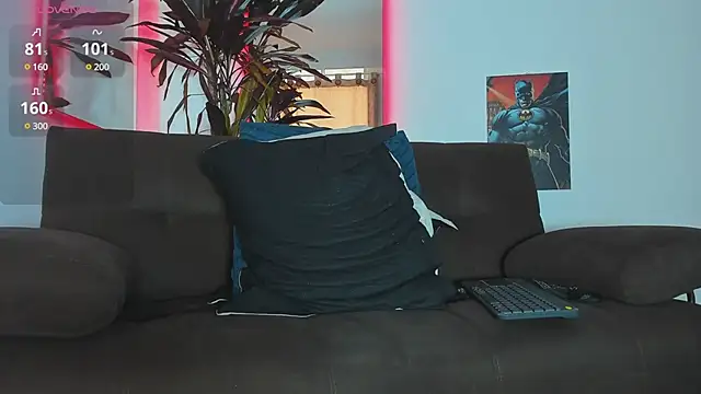 Snapshot of DantePierroo chatting on February 27, 2025, 5:16 pm DantePierroo online show from February 27, 2025, 5:16 pm