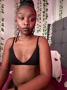 Snapshot of DazedGlade chatting on October 26, 2025, 6:47 am DazedGlade online show from October 26, 2025, 6:47 am