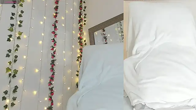 Snapshot of Soraya_Davis chatting on February 3, 2026, 8:30 am Soraya Davis online show from February 3, 2026, 8:30 am