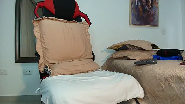 JONAS SMITH  online show from December 20, 2025, 4:21 pm