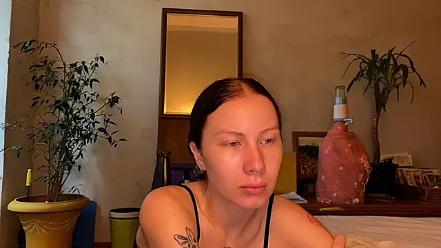 elfess online show from September 17, 2025, 6:15 am