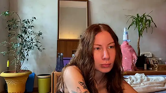 elfess online show from September 15, 2025, 10:05 am