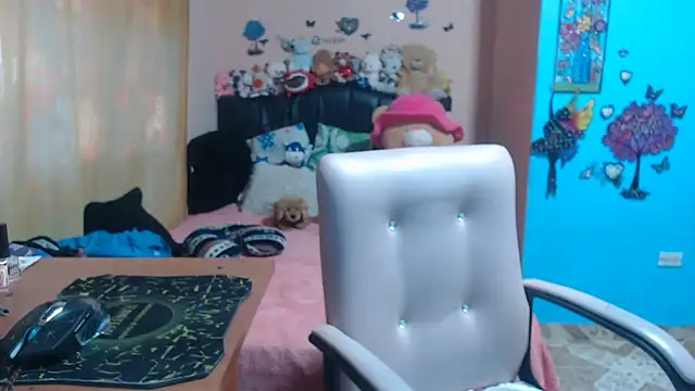 milfeddy  online show from February 14, 2026, 9:37 pm