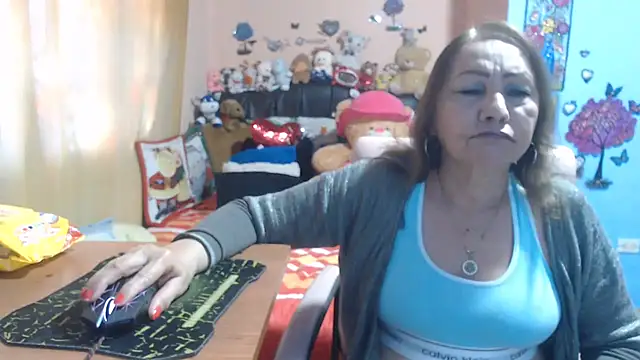 milfeddy  online show from November 19, 2025, 7:03 pm