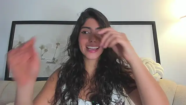 Snapshot of Gaby_zahir_ chatting on January 12, 2026, 2:29 am Gaby zahir online show from January 12, 2026, 2:29 am