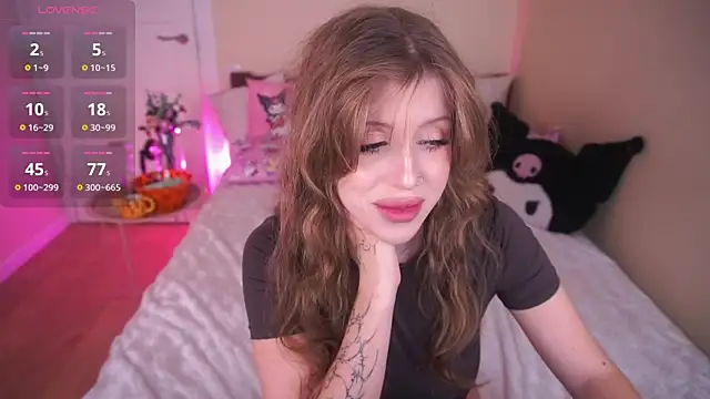 Snapshot of PenellopaRaw chatting on October 28, 2025, 6:07 pm PenellopaRaw online show from October 28, 2025, 6:07 pm