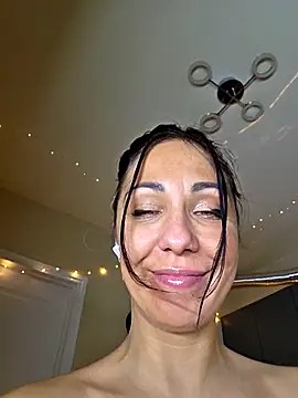 LeticiaWoods online show from March 9, 2026, 10:02 pm