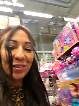 LeticiaWoods online show from October 8, 2025, 9:44 am