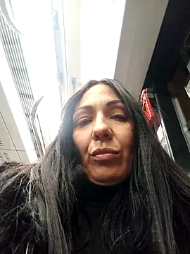 LeticiaWoods online show from February 15, 2025, 5:28 pm