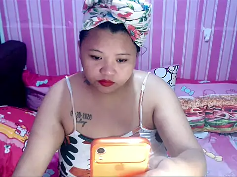 Snapshot of Asianwow22 chatting on July 10, 2026, 9:42 am Asianwow22 online show from July 10, 2026, 9:42 am