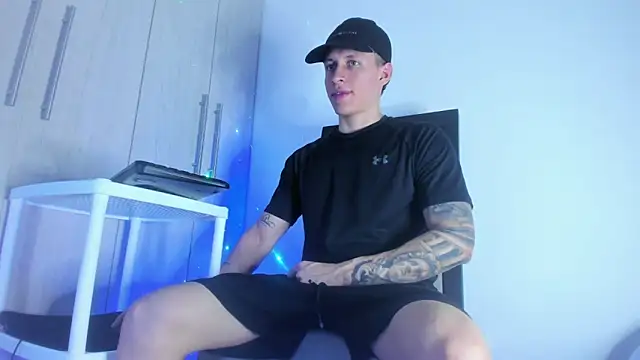 enzo bvlgari online show from March 1, 2025, 4:04 am