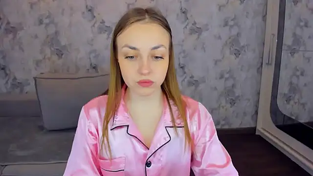 JessicaNickson online show from February 17, 2025, 9:24 am