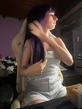 Snapshot of bunnydark00 chatting on March 11, 2026, 4:28 am bunnydark00 online show from March 11, 2026, 4:28 am