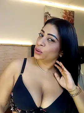 Lashmy111 online show from April 3, 2026, 5:14 am