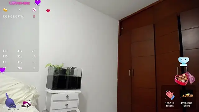 kimberlyshantal online show from November 21, 2025, 11:37 pm