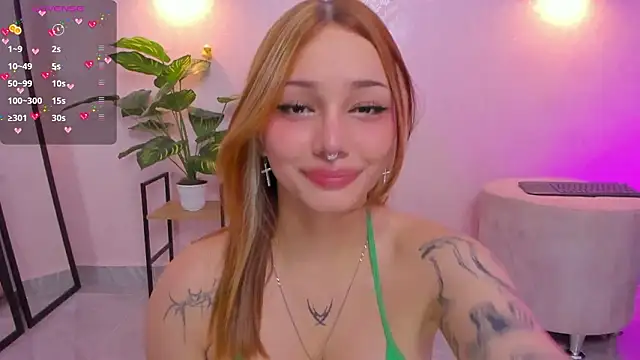 Snapshot of LITTLE-VIVI chatting on March 3, 2026, 4:41 am LITTLE-VIVI online show from March 3, 2026, 4:41 am