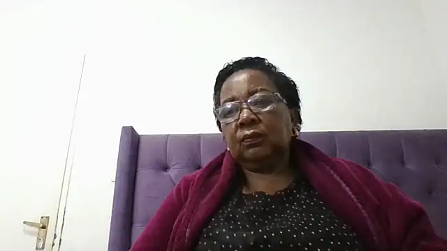 KinkyRicoSaisyours online show from April 19, 2026, 2:07 pm