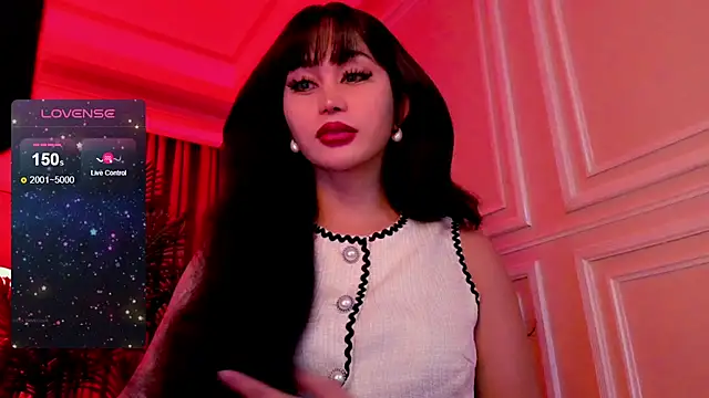 YOURCRISTINAS online show from July 28, 2026, 2:46 pm