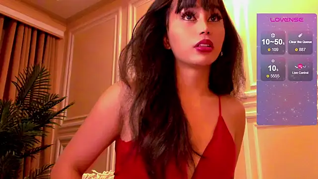 YOURCRISTINAS online show from October 30, 2025, 6:34 am