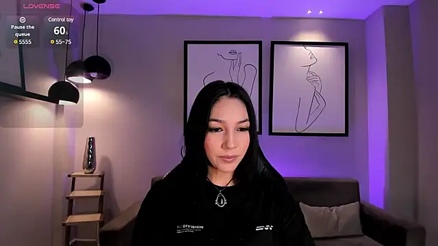 Snapshot of RossieRhoades chatting on March 7, 2025, 12:01 pm RossieRhoades online show from March 7, 2025, 12:01 pm