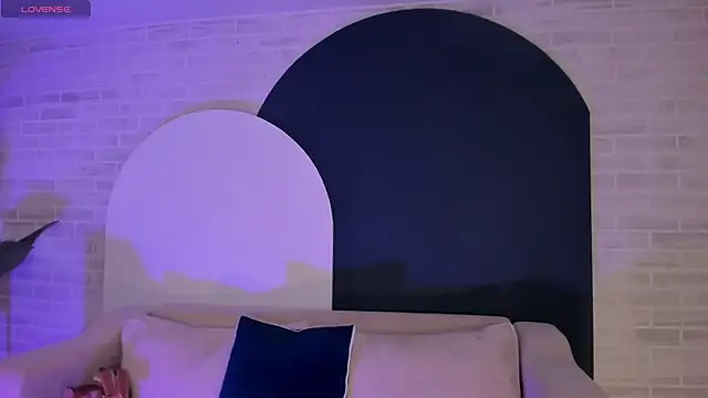 EveBensonX online show from March 27, 2026, 7:26 pm