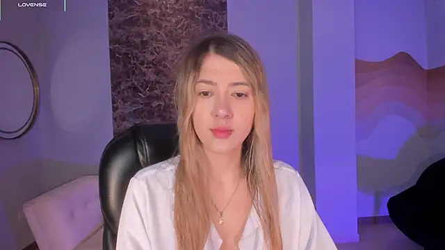 EveBensonX online show from February 14, 2026, 12:38 pm