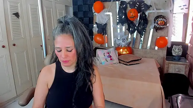 Snapshot of cute_sassy chatting on October 29, 2025, 3:33 pm cute sassy online show from October 29, 2025, 3:33 pm