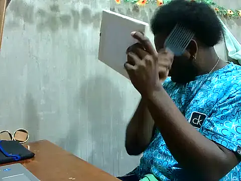 Snapshot of 2ocmaxi chatting on November 17, 2025, 8:57 pm 2ocmaxi online show from November 17, 2025, 8:57 pm