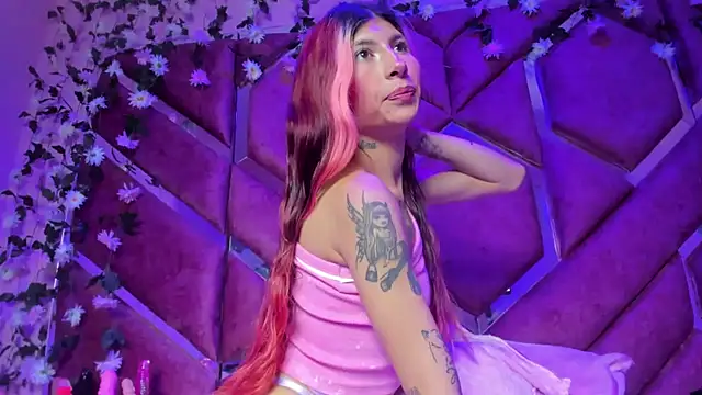 luna miler  online show from January 13, 2026, 12:42 pm