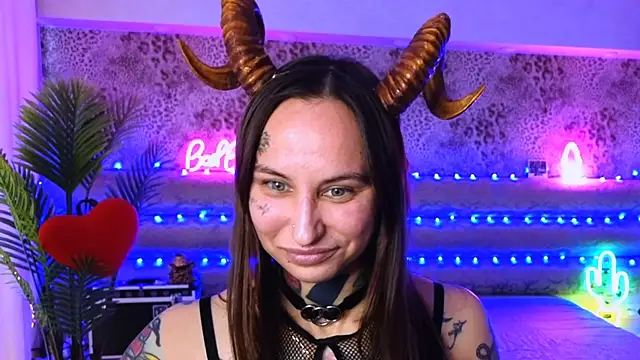 Snapshot of Cool_Freak_ chatting on March 19, 2025, 9:38 am Cool Freak online show from March 19, 2025, 9:38 am