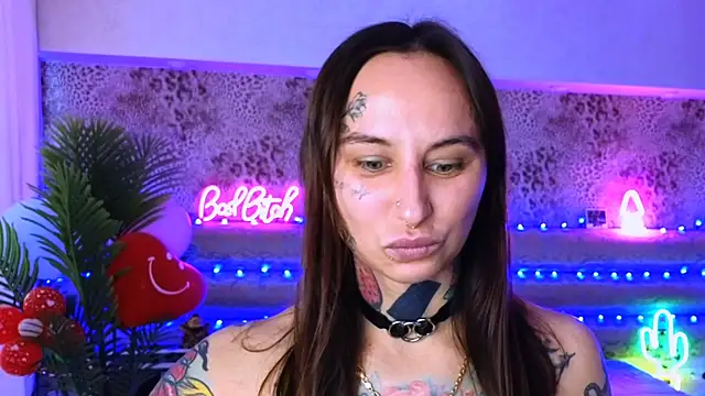 Snapshot of Cool_Freak_ chatting on February 22, 2025, 10:29 am Cool Freak online show from February 22, 2025, 10:29 am