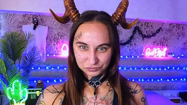 Snapshot of Cool_Freak_ chatting on September 20, 2025, 10:42 am Cool Freak online show from September 20, 2025, 10:42 am