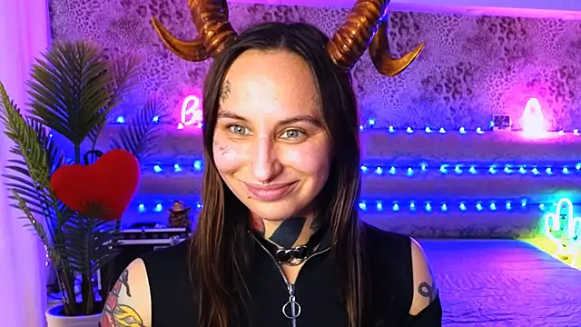 Snapshot of Cool_Freak_ chatting on March 20, 2025, 8:42 am Cool Freak online show from March 20, 2025, 8:42 am