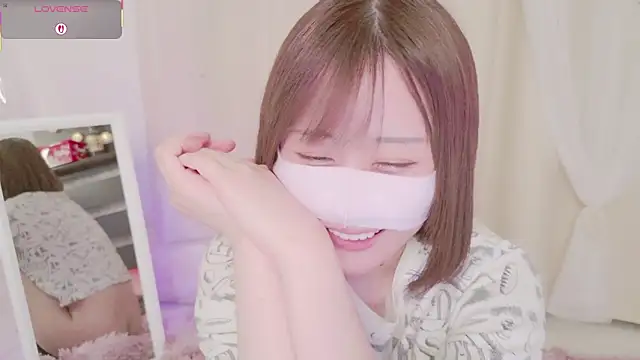 Yuu  k online show from February 16, 2025, 4:32 pm