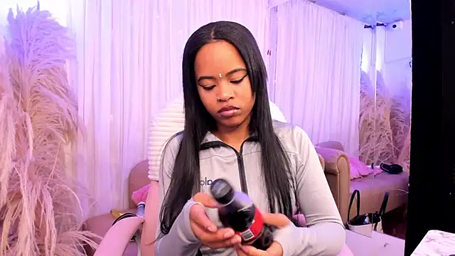 Snapshot of Mia_damm chatting on September 16, 2025, 4:35 am Mia damm online show from September 16, 2025, 4:35 am