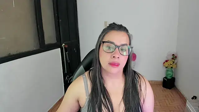 smile sweetpao online show from December 17, 2025, 12:37 am