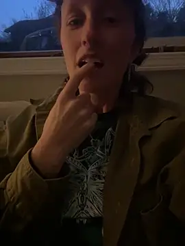 mossy kiss online show from January 22, 2025, 11:10 pm