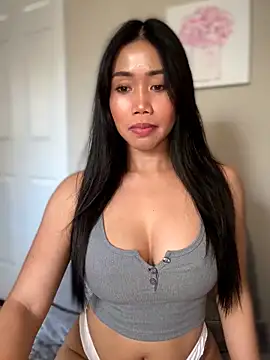 JazzieXo online show from November 7, 2025, 8:02 pm