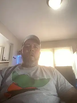 Snapshot of Cristian-Brayan chatting on February 20, 2025, 4:47 pm Cristian-Brayan online show from February 20, 2025, 4:47 pm