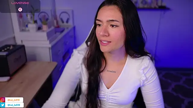 ImLui lu online show from November 20, 2025, 10:31 pm