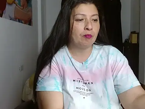 Victoriaevans1 online show from June 4, 2026, 5:50 pm