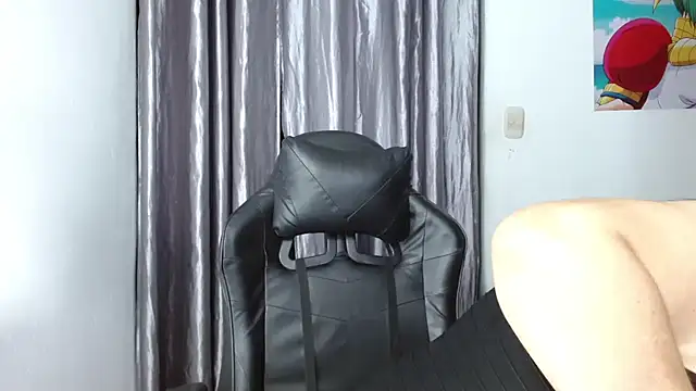 Snapshot of Victoriaevans1 chatting on October 18, 2025, 6:10 pm Victoriaevans1 online show from October 18, 2025, 6:10 pm